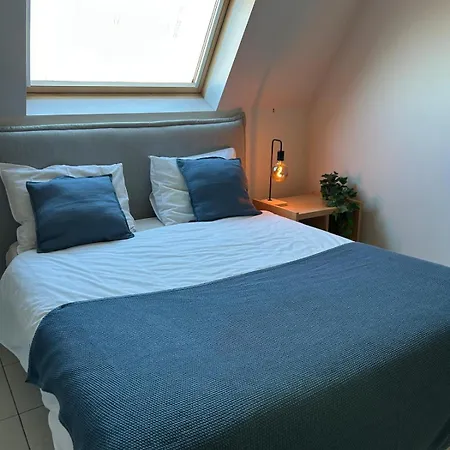Huswell- Spacious 3-bedroom Duplex Ostend